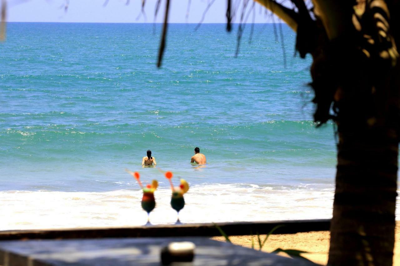 Sea Rock Villa Bentota Esterno foto